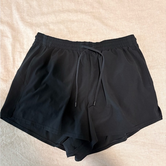 Lululemon Pace Rival Shorts - Picture 2 of 4
